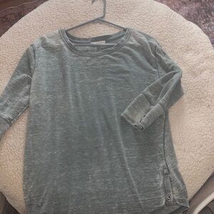 Woman’s Green Long Sleeve Shirt